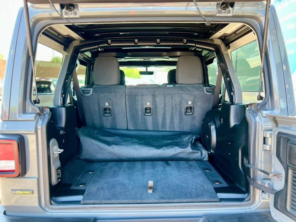 used 2021 Jeep Wrangler Unlimited car, priced at $29,980