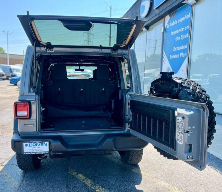 used 2021 Jeep Wrangler Unlimited car, priced at $27,500