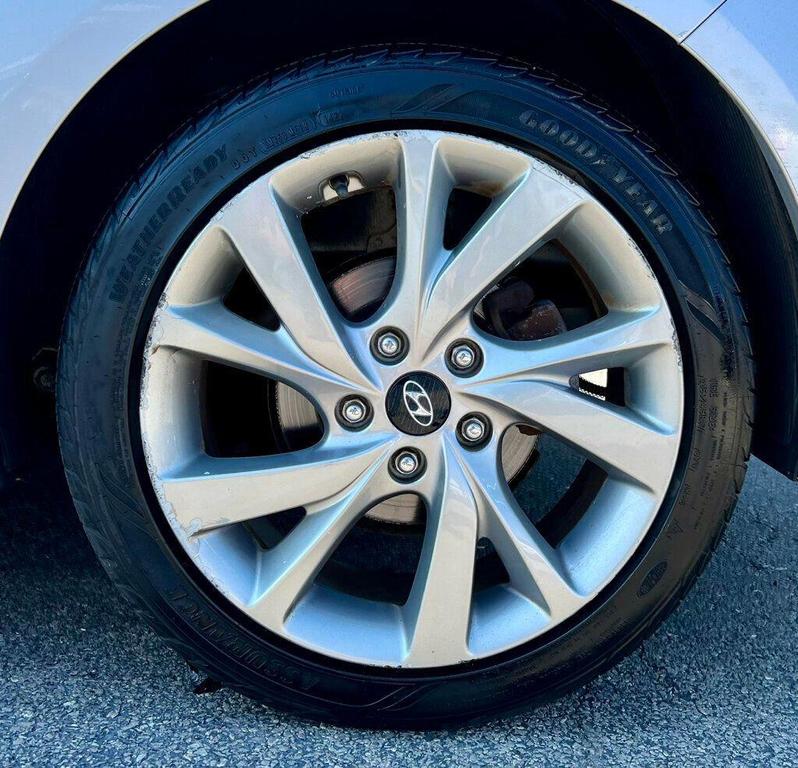 used 2017 Hyundai Veloster car, priced at $5,980