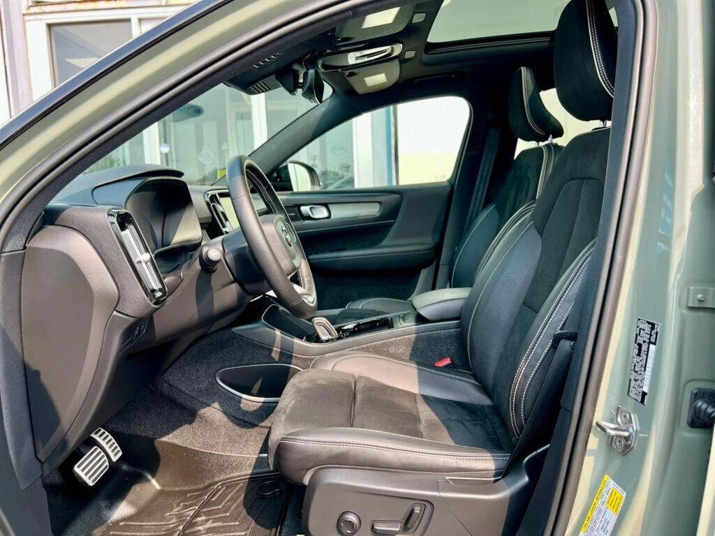 used 2021 Volvo XC40 Recharge Pure Electric car, priced at $27,888