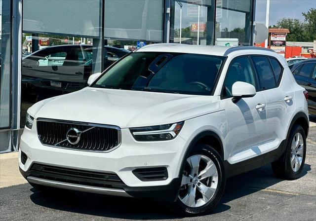 used 2020 Volvo XC40 car, priced at $17,480