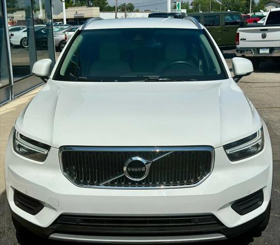 used 2020 Volvo XC40 car, priced at $17,480