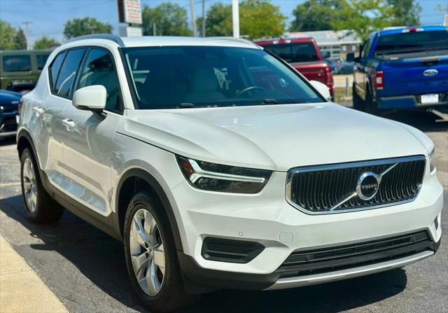 used 2020 Volvo XC40 car, priced at $17,480