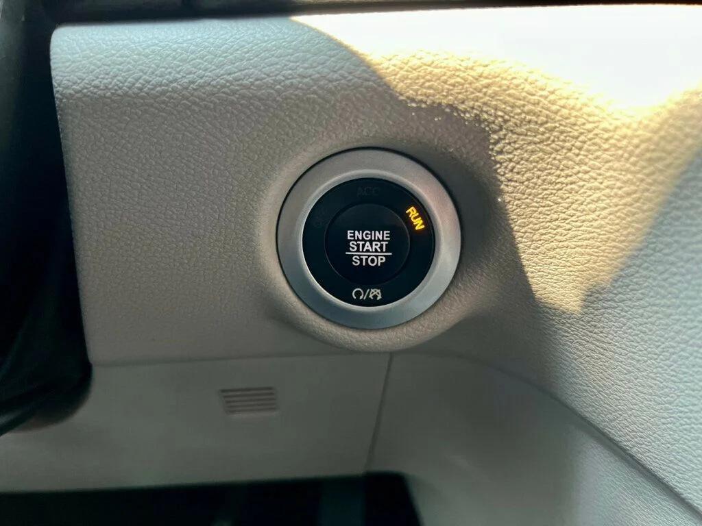 used 2019 Chrysler Pacifica car, priced at $17,980