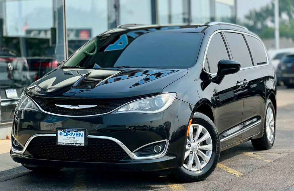used 2019 Chrysler Pacifica car, priced at $17,980