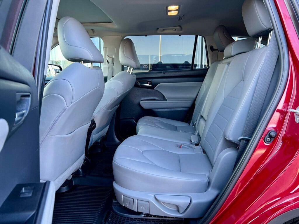 used 2021 Toyota Highlander Hybrid car, priced at $32,980