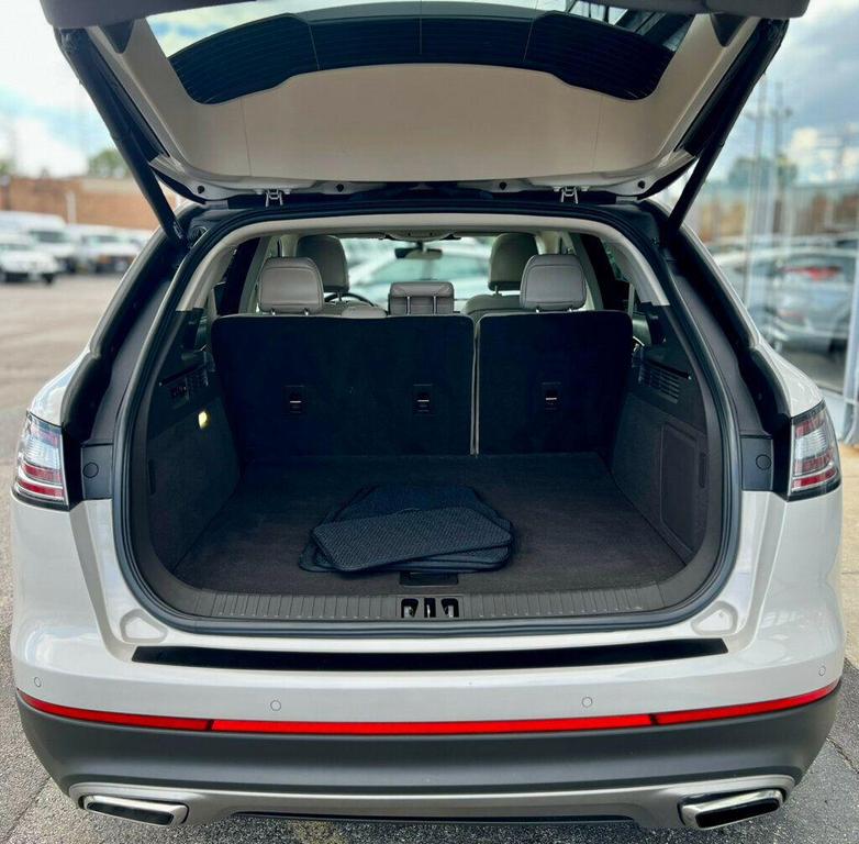 used 2022 Lincoln Nautilus car, priced at $31,980