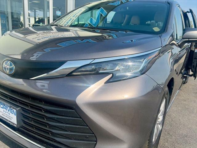 used 2022 Toyota Sienna car, priced at $33,980