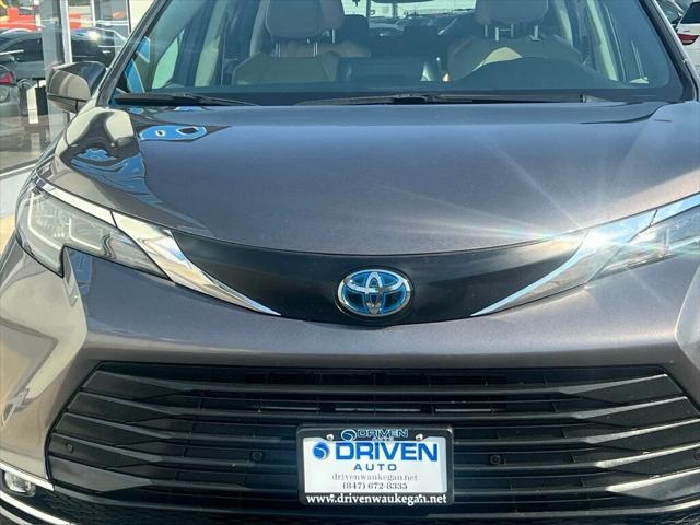 used 2022 Toyota Sienna car, priced at $33,980