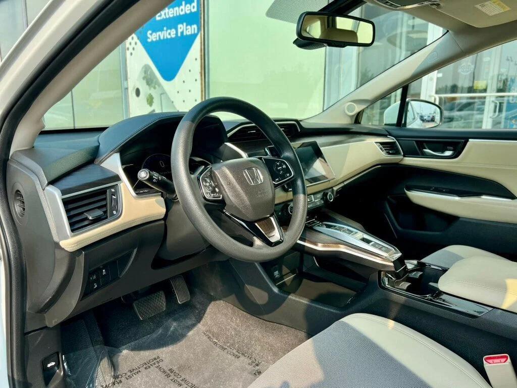 used 2021 Honda Clarity Plug-In Hybrid car, priced at $20,980