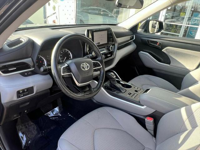 used 2023 Toyota Highlander car, priced at $29,980