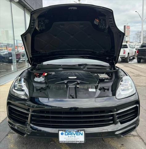 used 2019 Porsche Cayenne car, priced at $37,980