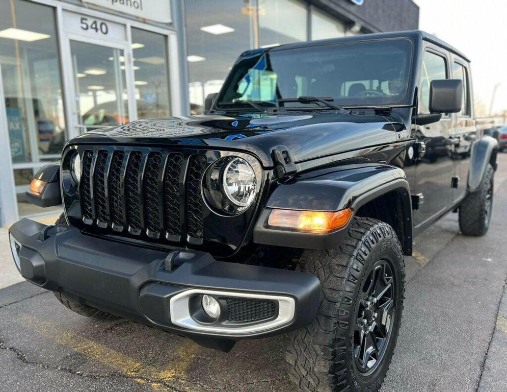 used 2021 Jeep Gladiator car, priced at $27,500