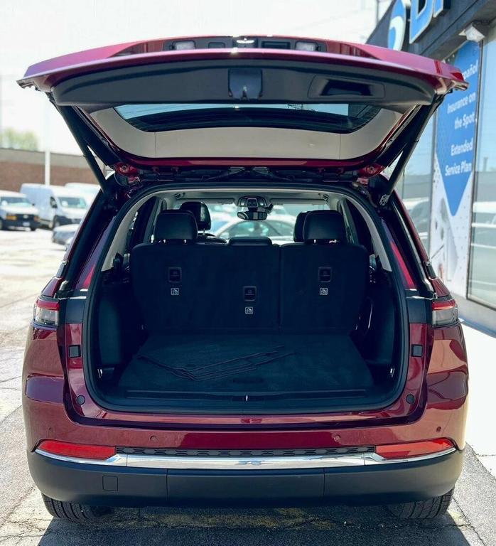 used 2022 Jeep Grand Cherokee car, priced at $29,980