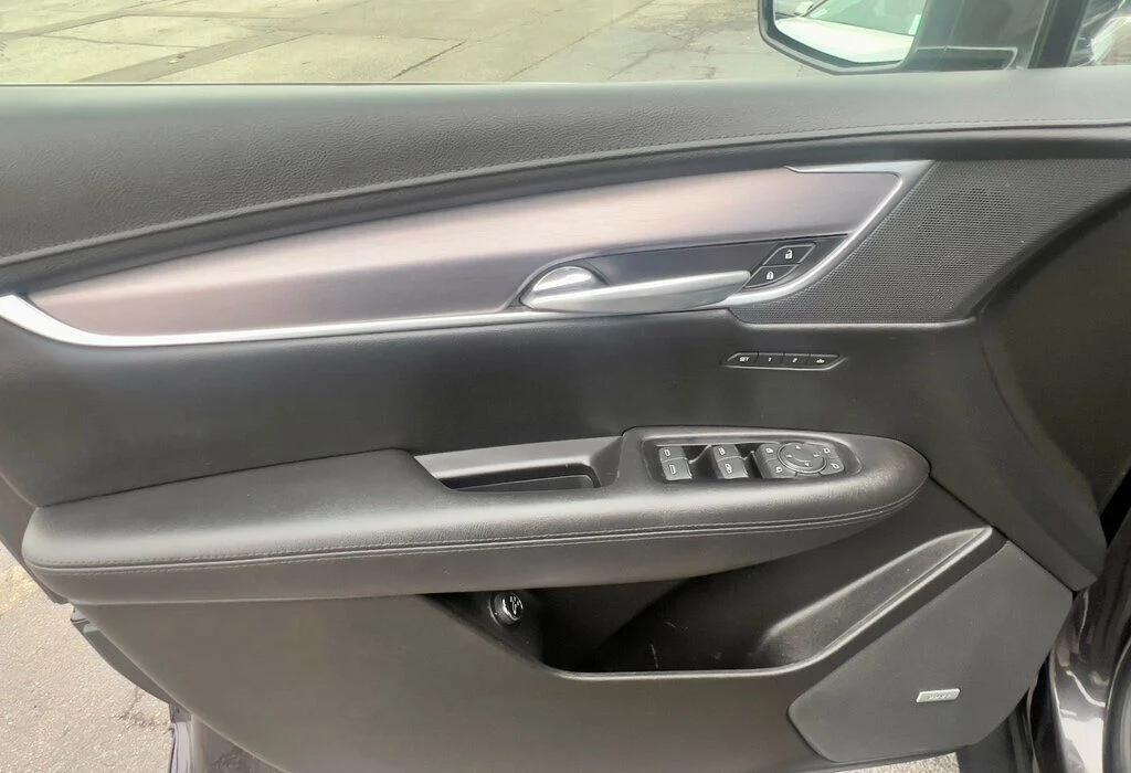 used 2018 Cadillac XT5 car, priced at $15,780