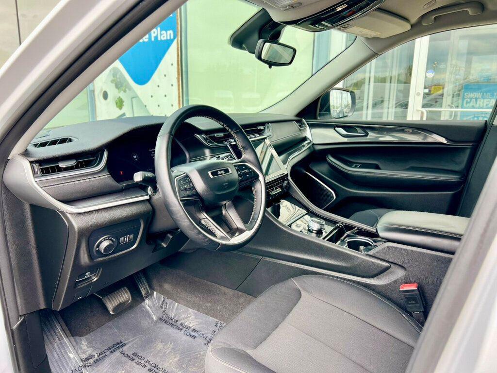 used 2022 Jeep Grand Cherokee car, priced at $28,980