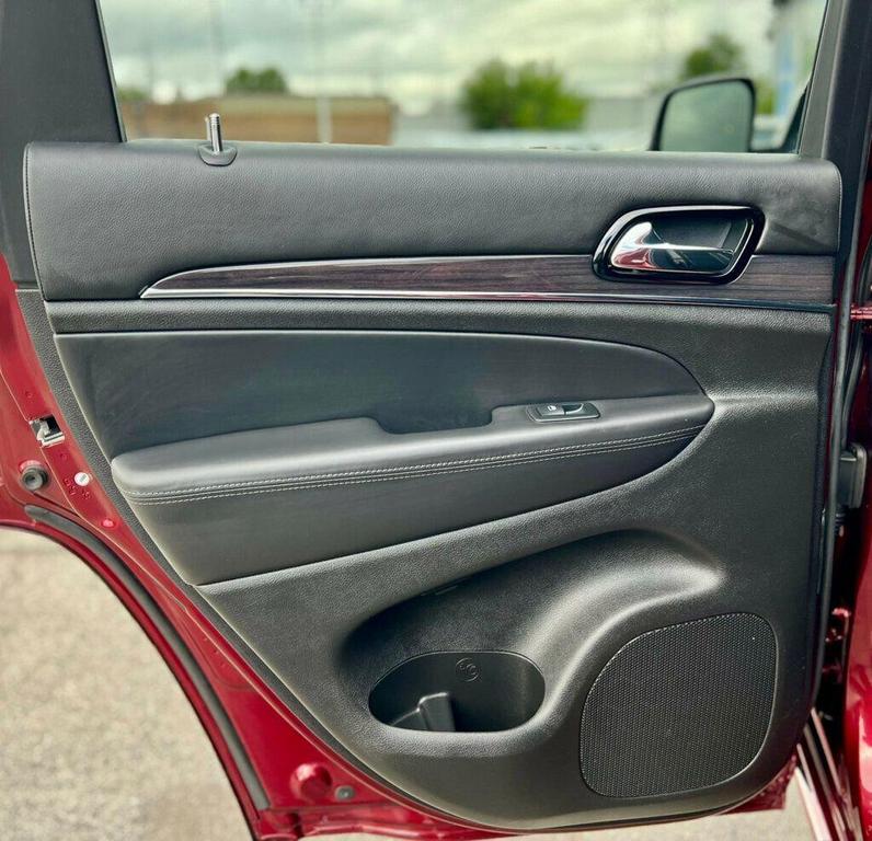 used 2020 Jeep Grand Cherokee car, priced at $27,980