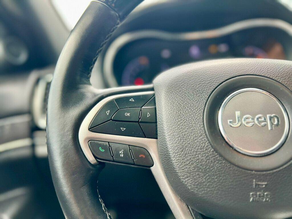 used 2020 Jeep Grand Cherokee car, priced at $27,980