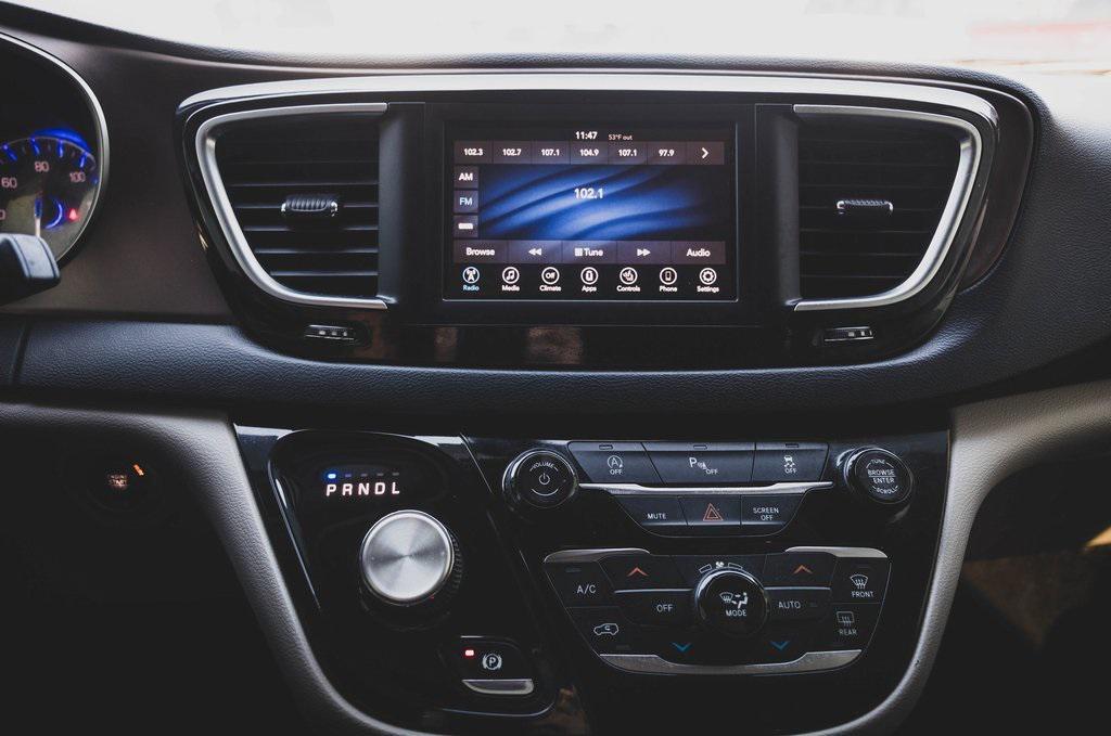 used 2018 Chrysler Pacifica car, priced at $16,000