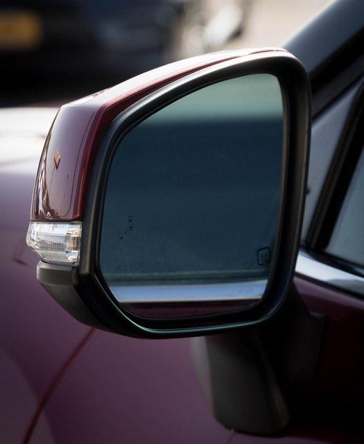 used 2020 Toyota Highlander car, priced at $28,000