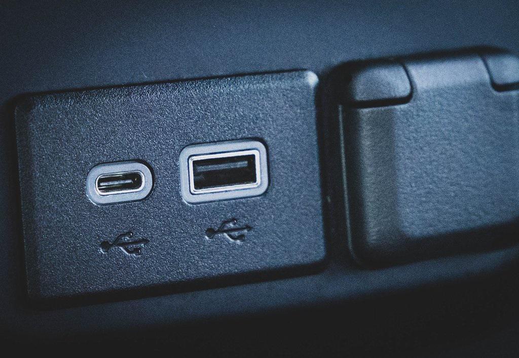 used 2021 Chevrolet Silverado 1500 car, priced at $30,500