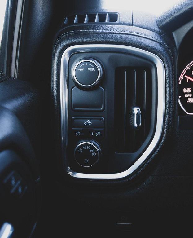 used 2021 Chevrolet Silverado 1500 car, priced at $30,500