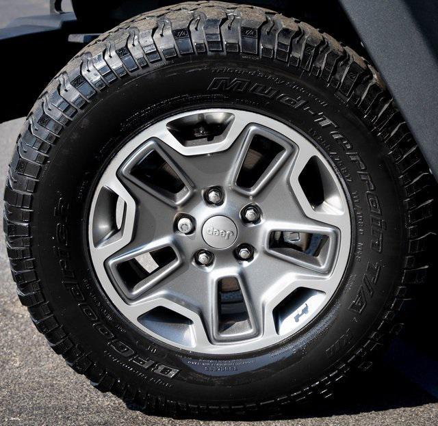 used 2014 Jeep Wrangler Unlimited car, priced at $16,000