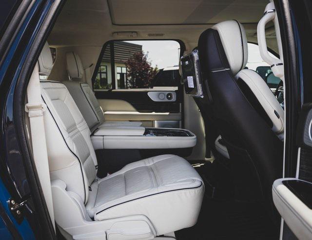 used 2020 Lincoln Navigator car, priced at $45,500