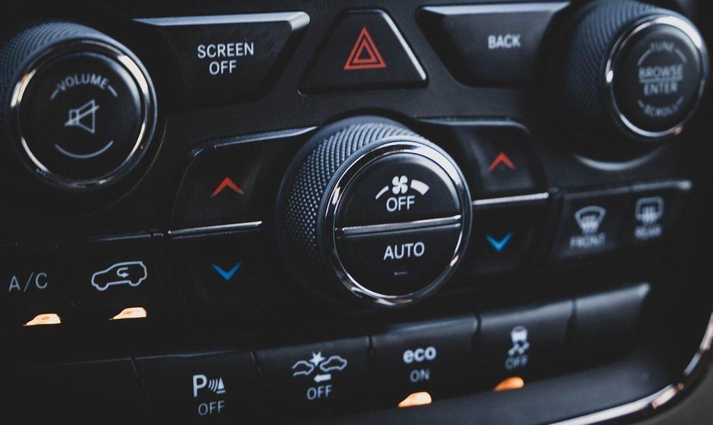 used 2014 Jeep Grand Cherokee car, priced at $16,500