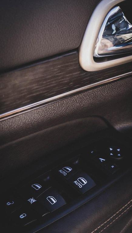 used 2014 Jeep Grand Cherokee car, priced at $16,500