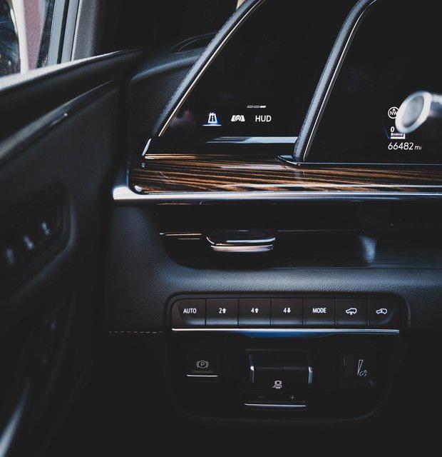 used 2022 Cadillac Escalade ESV car, priced at $61,500