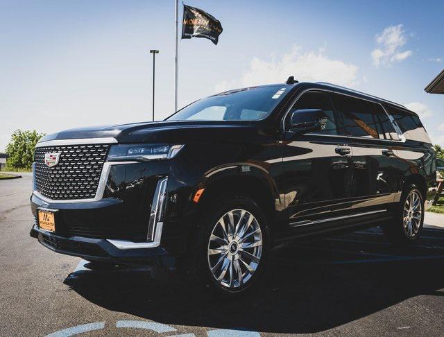 used 2022 Cadillac Escalade ESV car, priced at $61,500