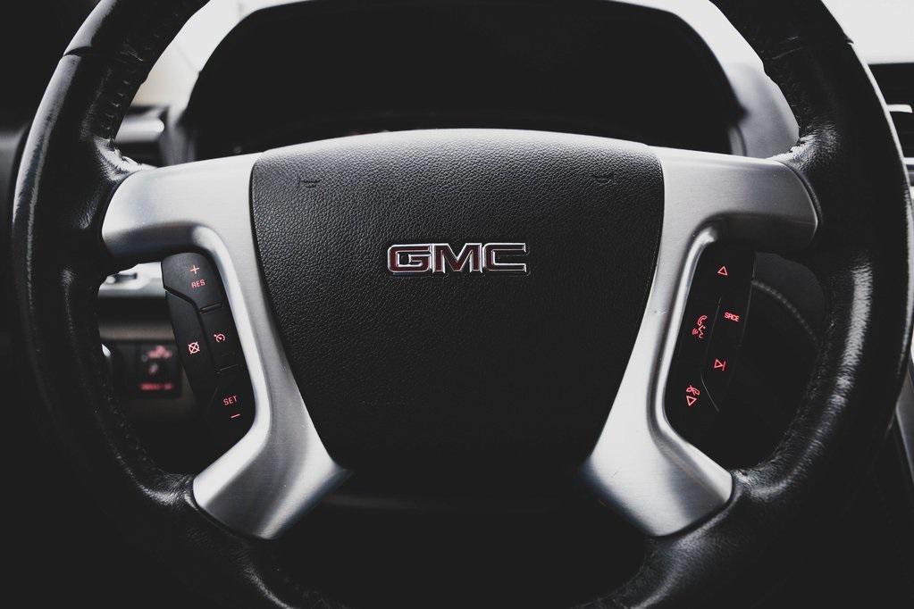 used 2014 GMC Acadia car, priced at $6,900