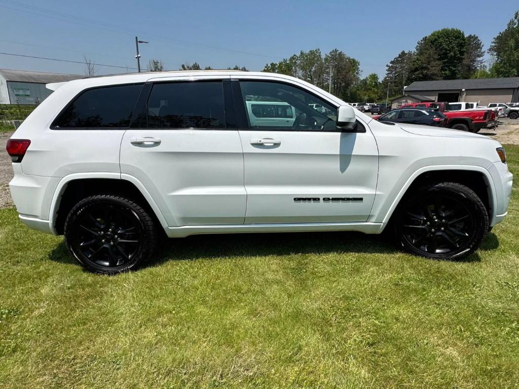 used 2018 Jeep Grand Cherokee car, priced at $17,250