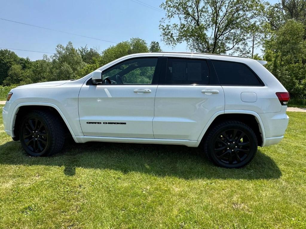 used 2018 Jeep Grand Cherokee car, priced at $17,250