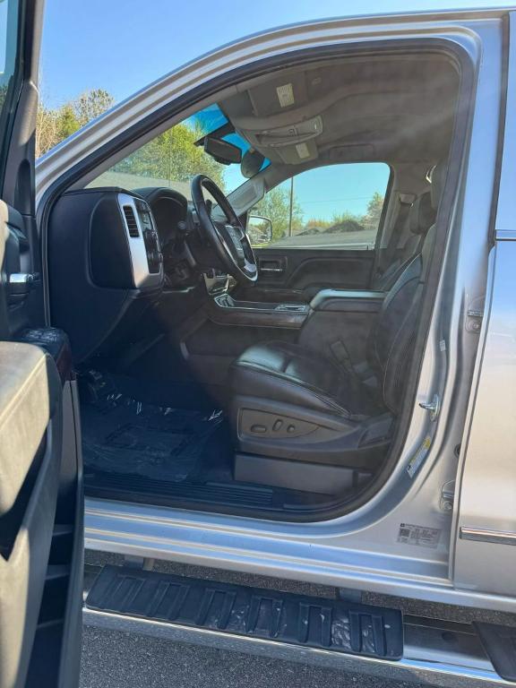 used 2018 GMC Sierra 1500 car, priced at $29,999