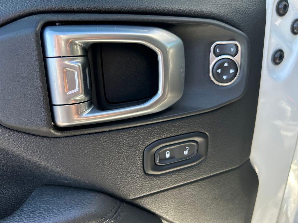 used 2020 Jeep Wrangler Unlimited car, priced at $26,222