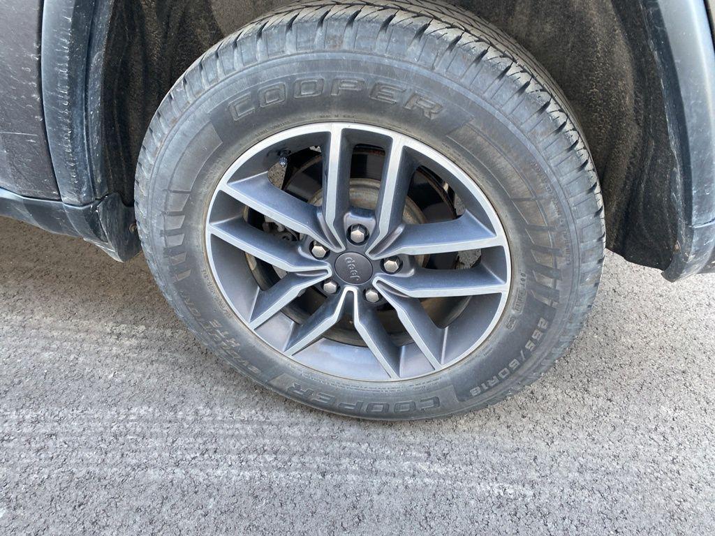 used 2019 Jeep Grand Cherokee car, priced at $20,118