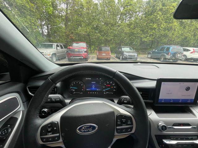 used 2023 Ford Explorer car, priced at $31,236