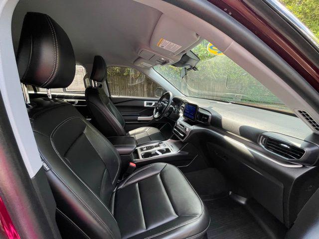 used 2022 Ford Explorer car, priced at $27,324