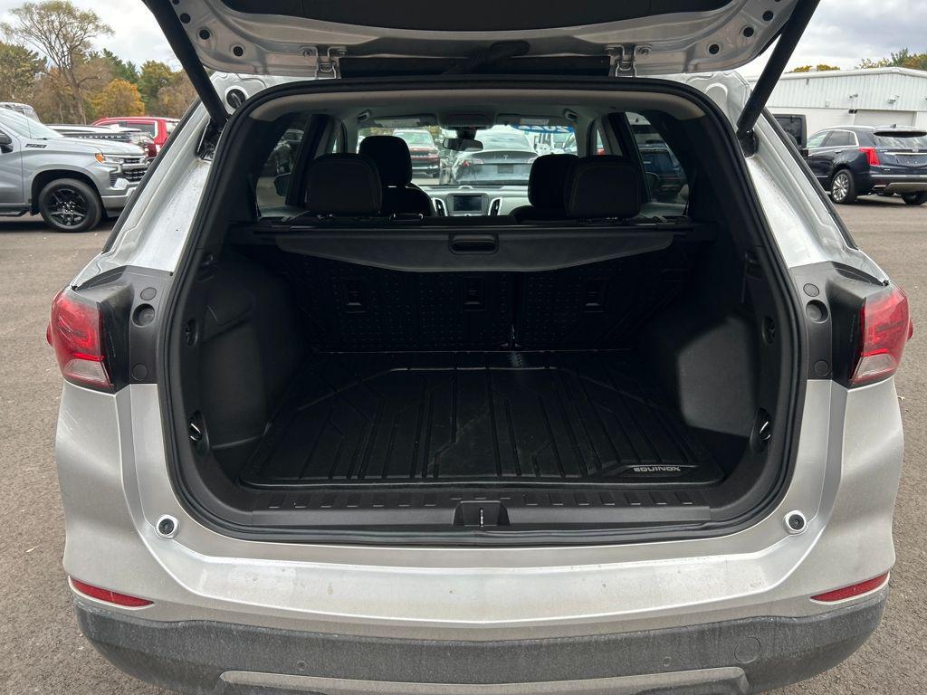 used 2022 Chevrolet Equinox car, priced at $20,365