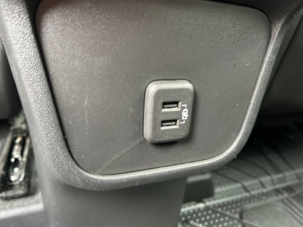 used 2022 Chevrolet Equinox car, priced at $20,365