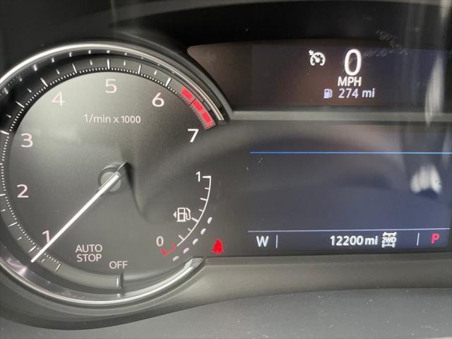 used 2024 Cadillac XT5 car, priced at $37,829