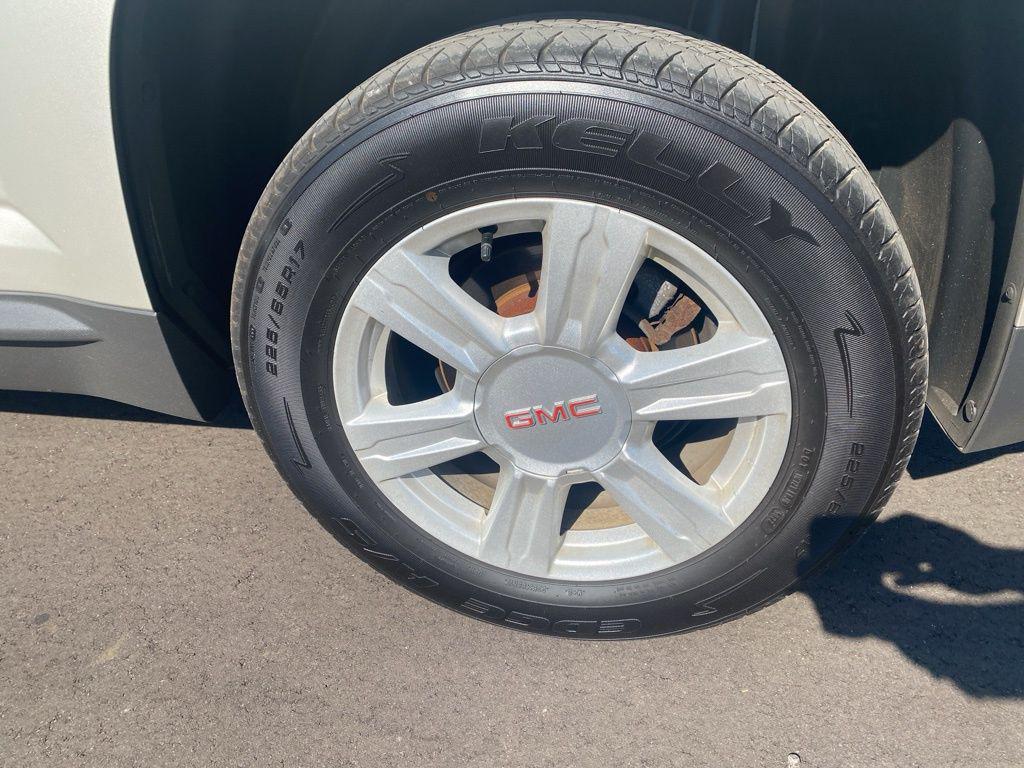 used 2015 GMC Terrain car, priced at $10,563