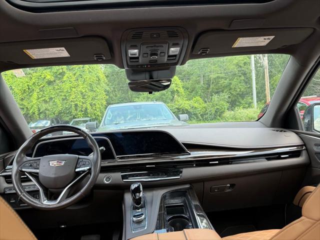 used 2022 Cadillac Escalade ESV car, priced at $67,994