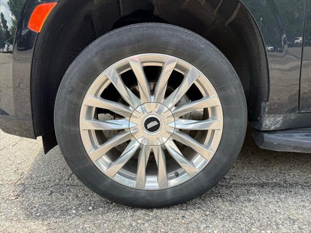 used 2022 Cadillac Escalade ESV car, priced at $67,994