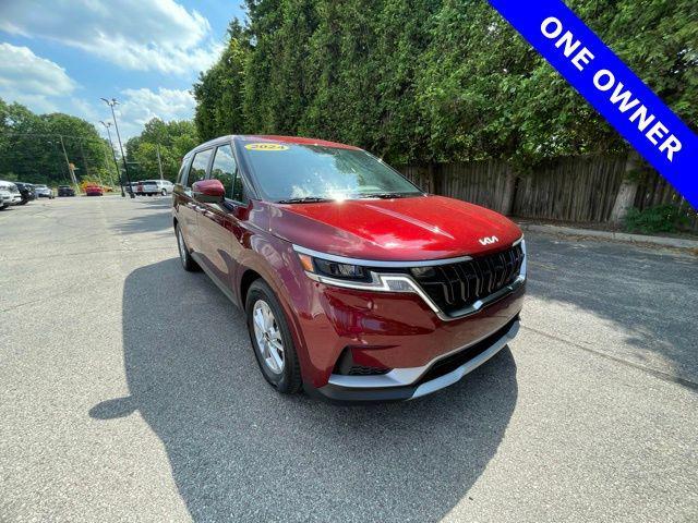 used 2024 Kia Carnival car, priced at $33,753