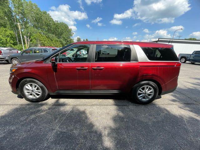 used 2024 Kia Carnival car, priced at $33,753