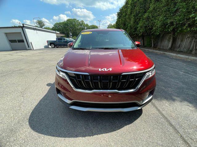 used 2024 Kia Carnival car, priced at $33,753