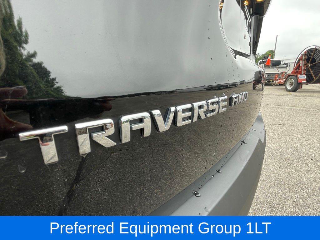 used 2023 Chevrolet Traverse car, priced at $32,549